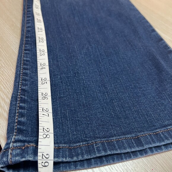 Levi's 512 Jeans Womens Size 22 Perfectly Shaping Bootcut - Picture 9 of 9